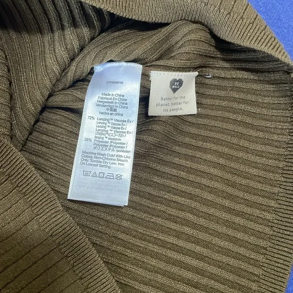 Madewell Mockneck Olive Green Sweater Tank Top - Picture 3 of 3